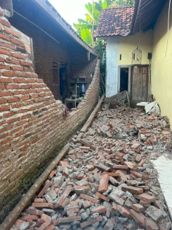 [UPDATE] – Sebanyak 240 Rumah Warga Rusak Akibat Gempa M4,4 Batang